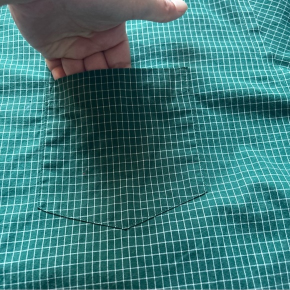 Van Heusen Green Checkered Short Sleeve Button Down Shirt - Picture 6 of 11